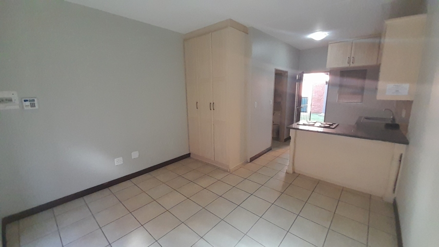 1 Bedroom Property for Sale in Vredenhof Sh Free State